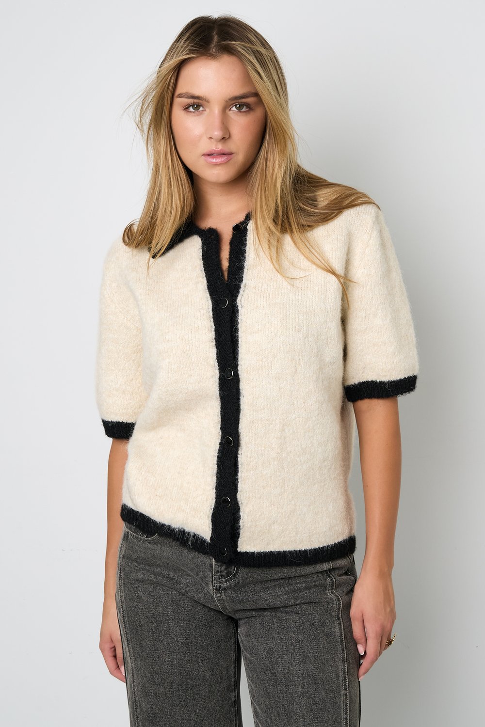 Short Sleeve Cardigan h5Picture4